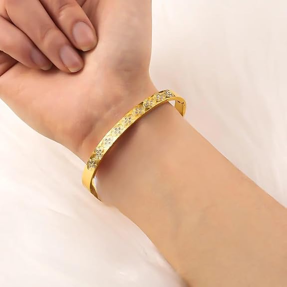 Sparkling Stone Bracelet