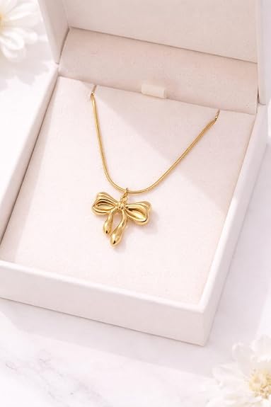Bow Designed Necklace