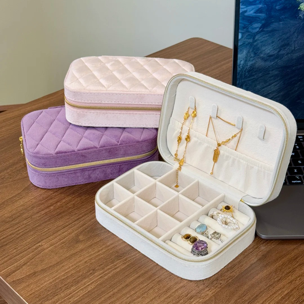 Medium Sized Jewelery Box