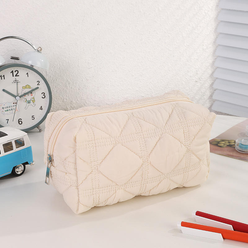 COSMETICS POUCH