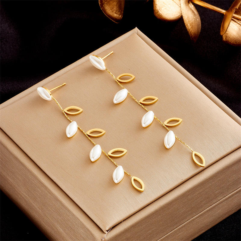 White Leaf Earring