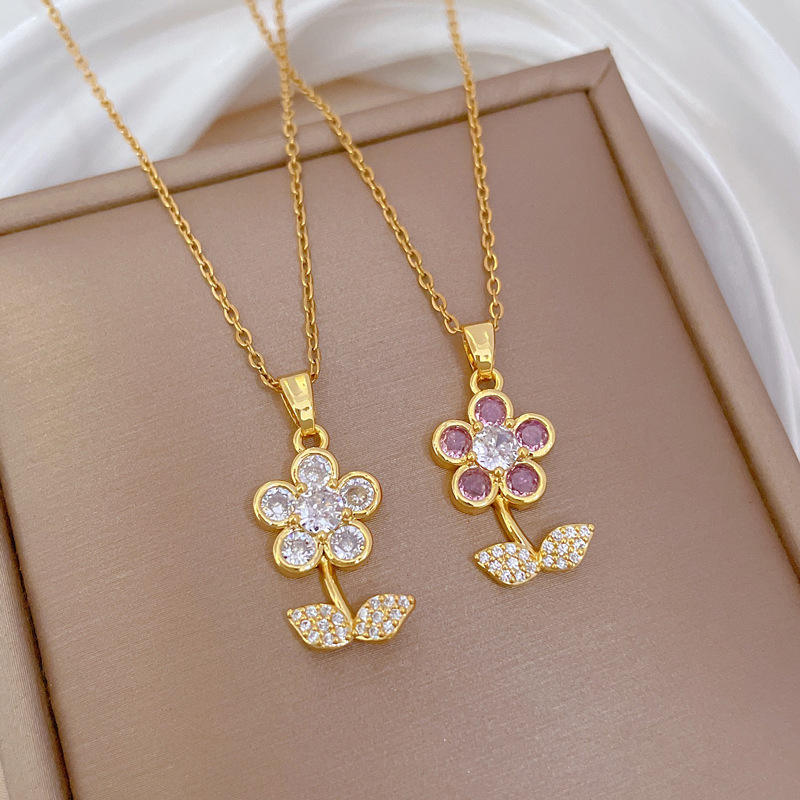 Cute Kawaii Flower Necklace