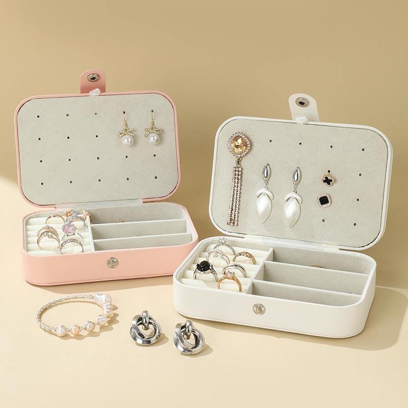 Medium Sized Jewelery Box 2