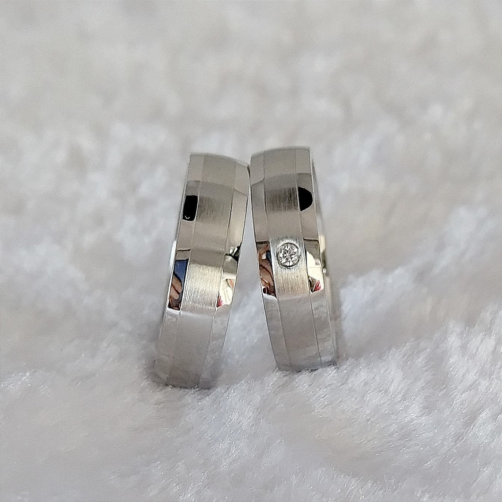 Unisex Huggie Hoop (1 Pair)