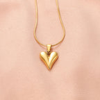 BIG HEART NECKLACE
