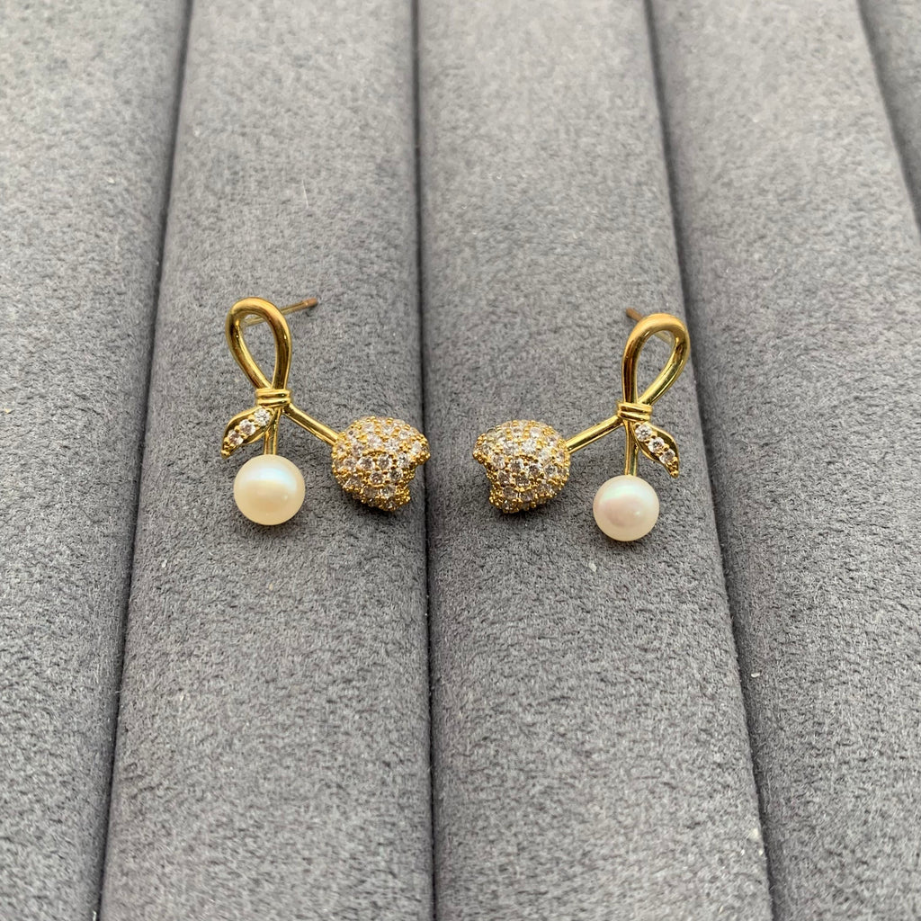 Trendy Tulip Earring