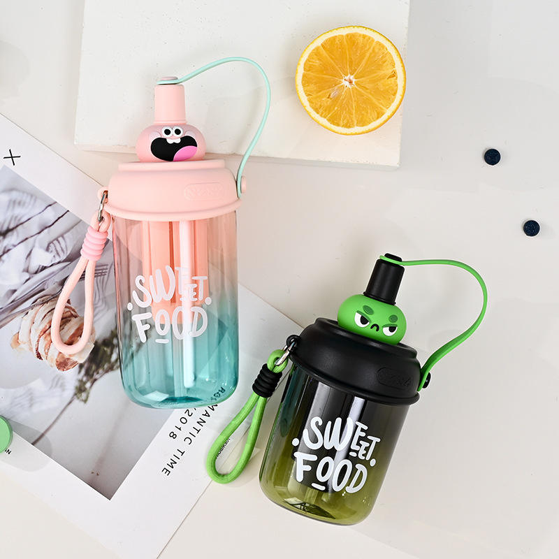 Fancy Plastic Water Bottle (550 ML)
