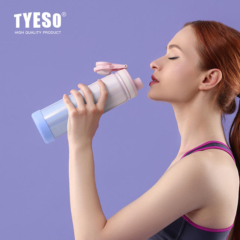 Color Gradient Tyeso Bottle (750 ml)