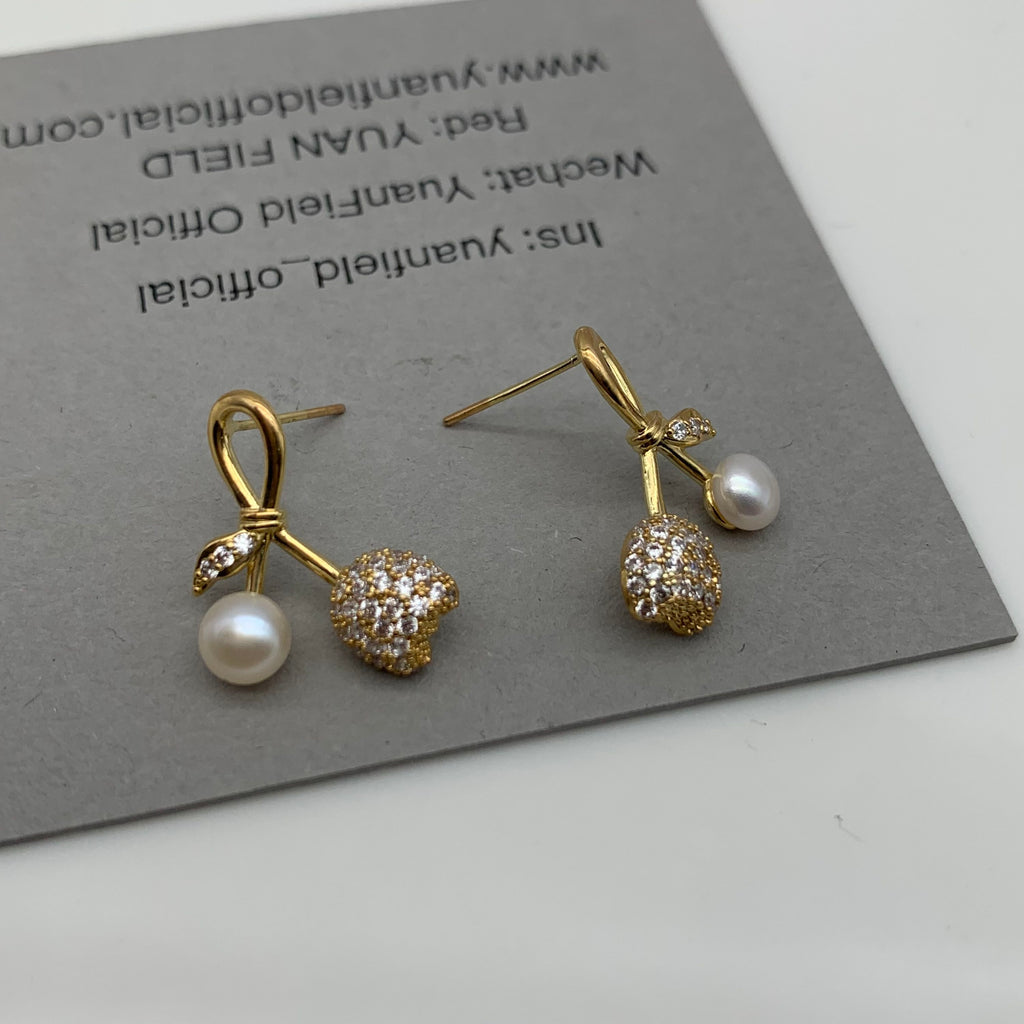Trendy Tulip Earring