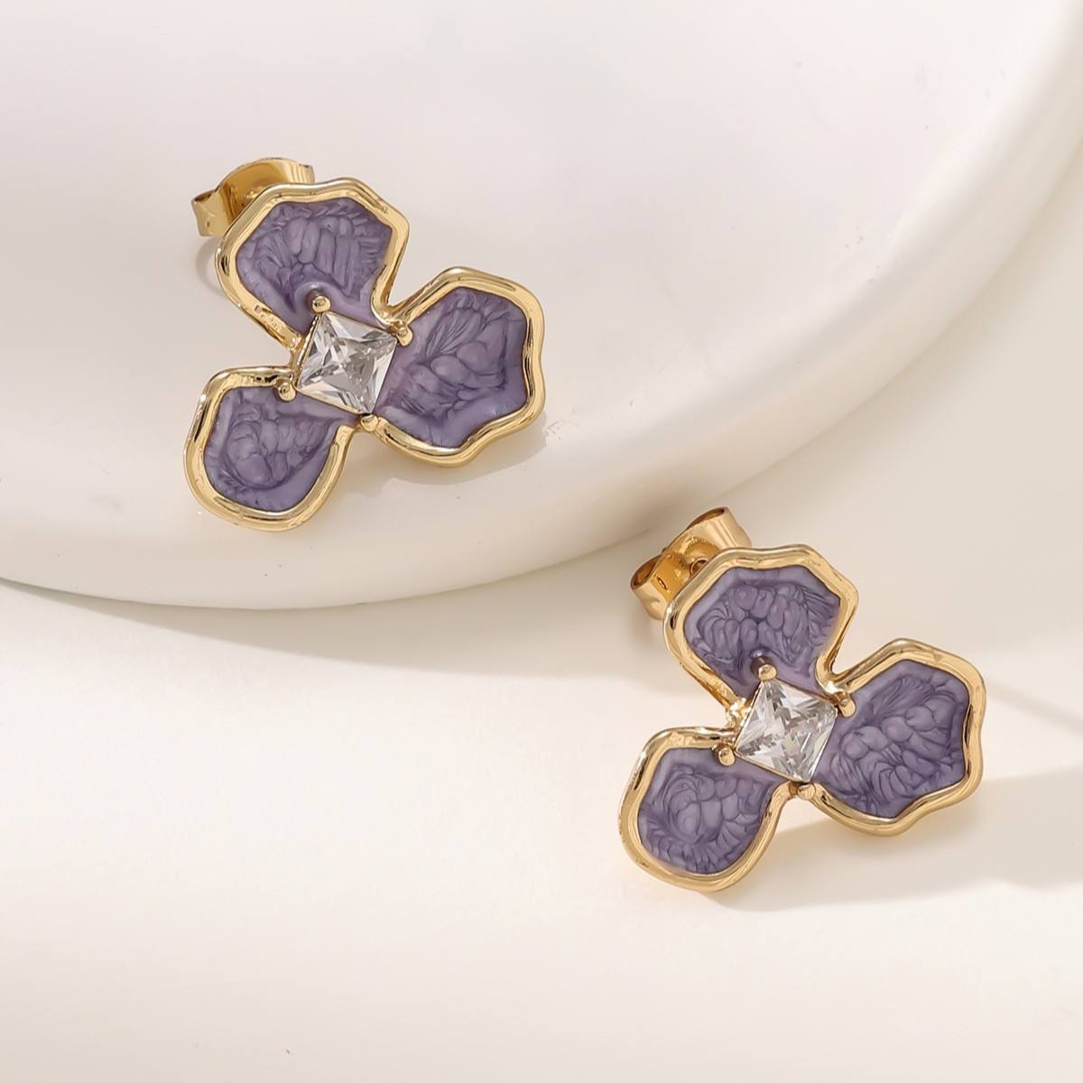 Flower & Pearl Designed Earring