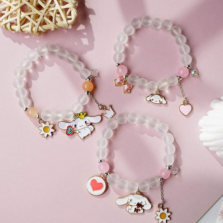 Cute Charm Bracelet (Random)