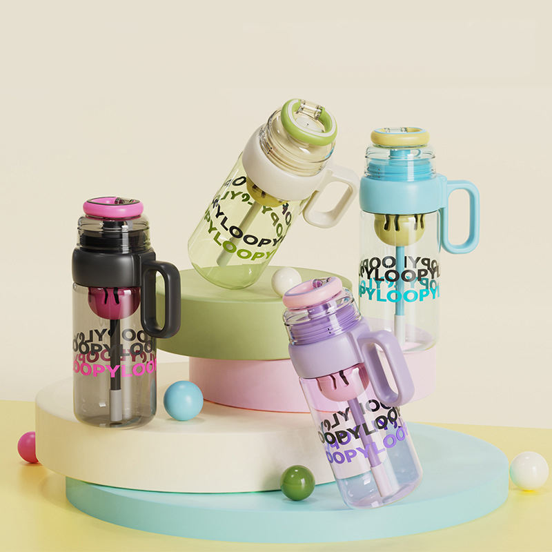 Loopy Plastic Water Bottle (730 ml)