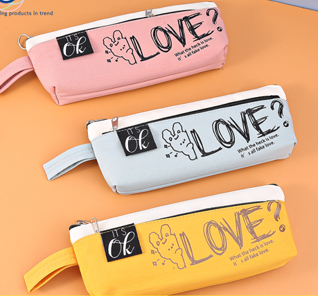 Love-Printed Zipper Pencil Pouch