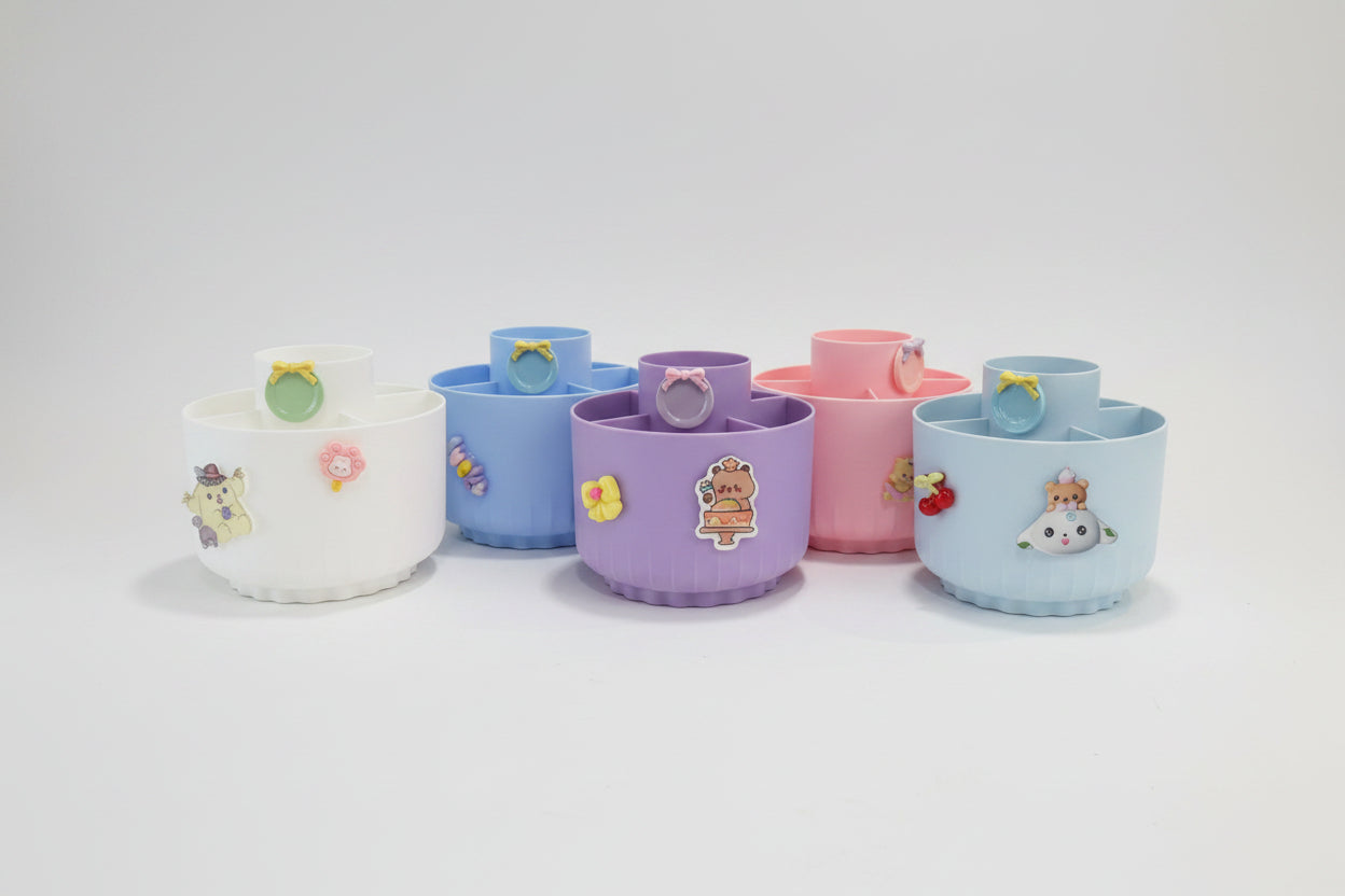 Pintererst Rotating Pen Stand