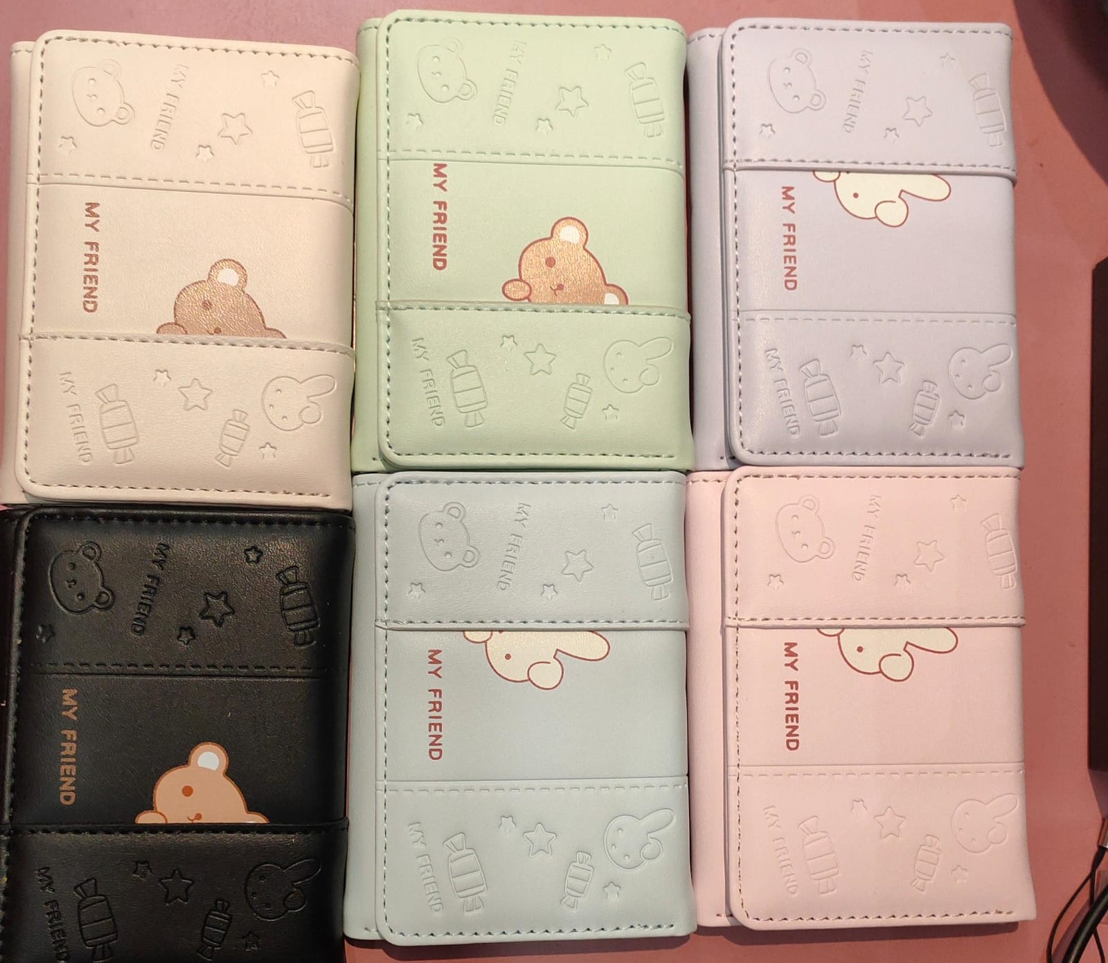 Teddy Hiding Wallet