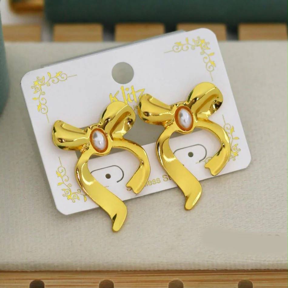 BOW SHAPE STUDS EARRINGS