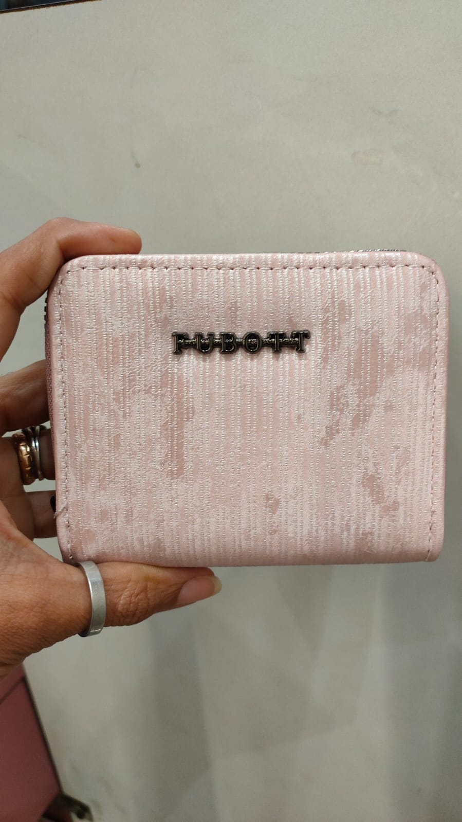 SHINY WALLET