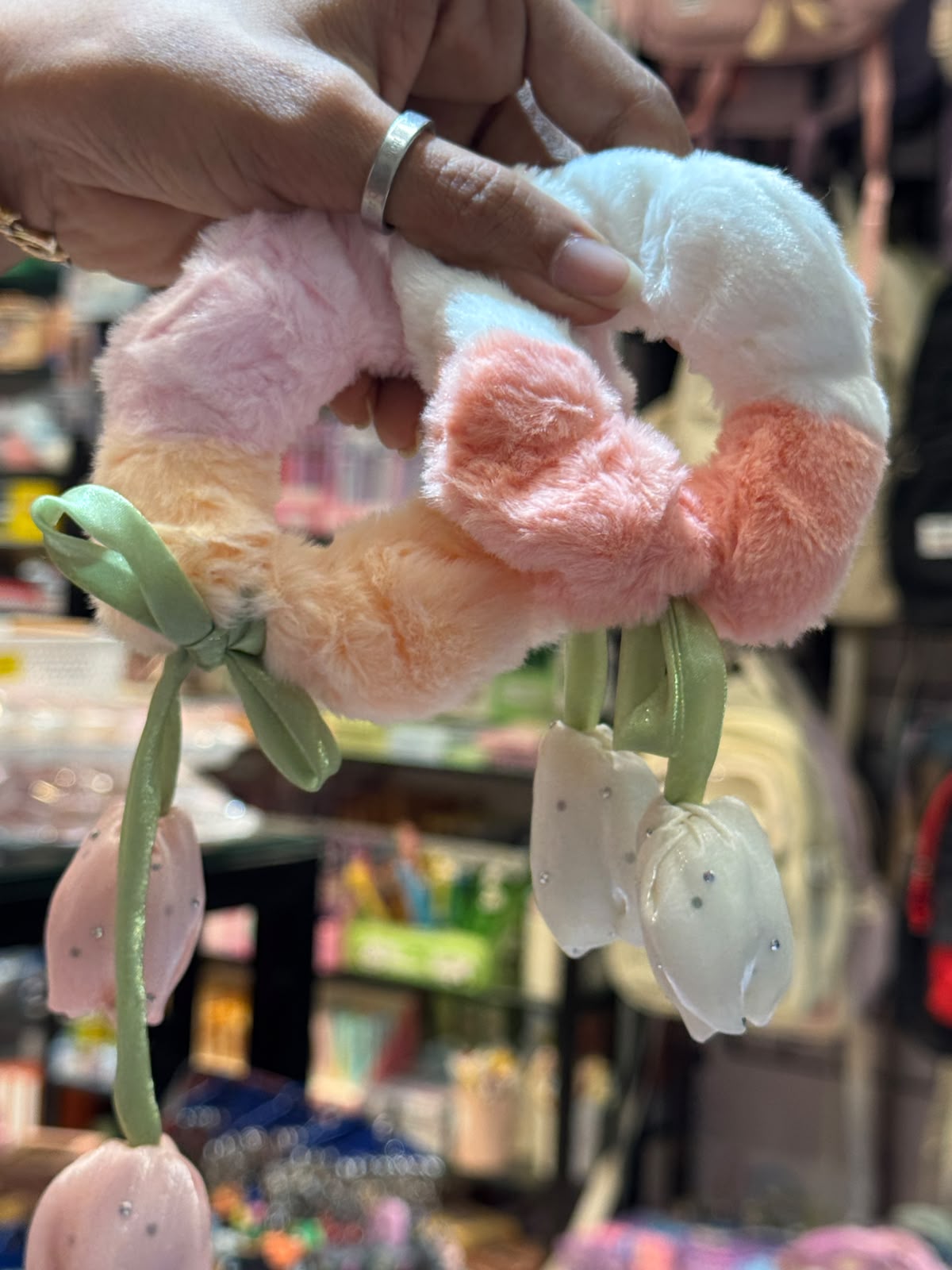 Dual Shade Tulip Scrunchies