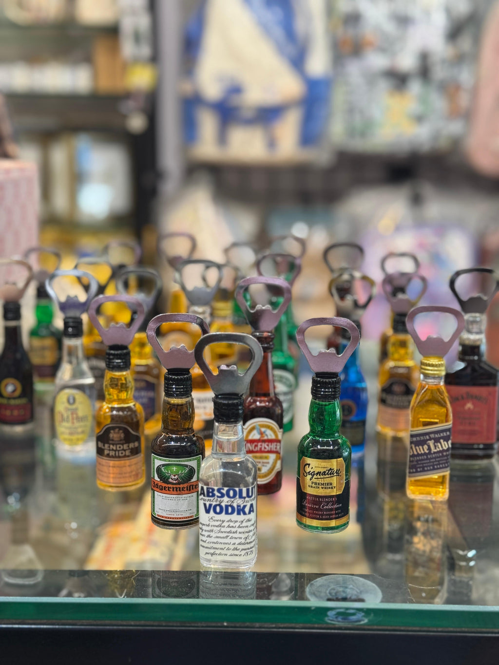 Liquor Opener Magnet (mention in instruction)