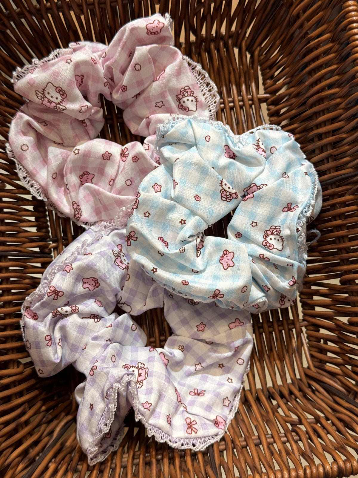 Hello Kitty Print Scrunchies
