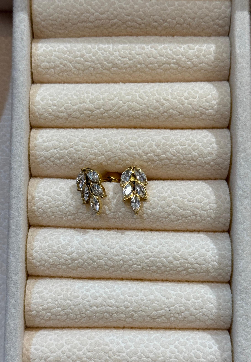 Helix Design Ball Back Studs