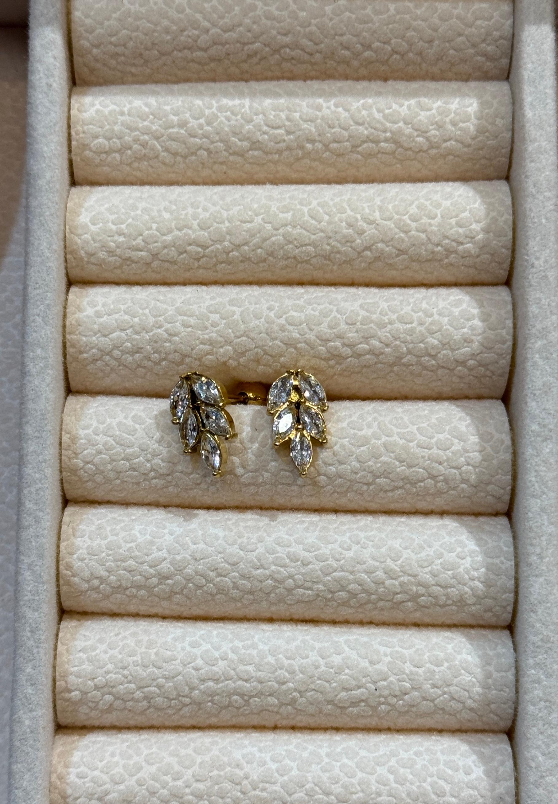 Helix Design Ball Back Studs