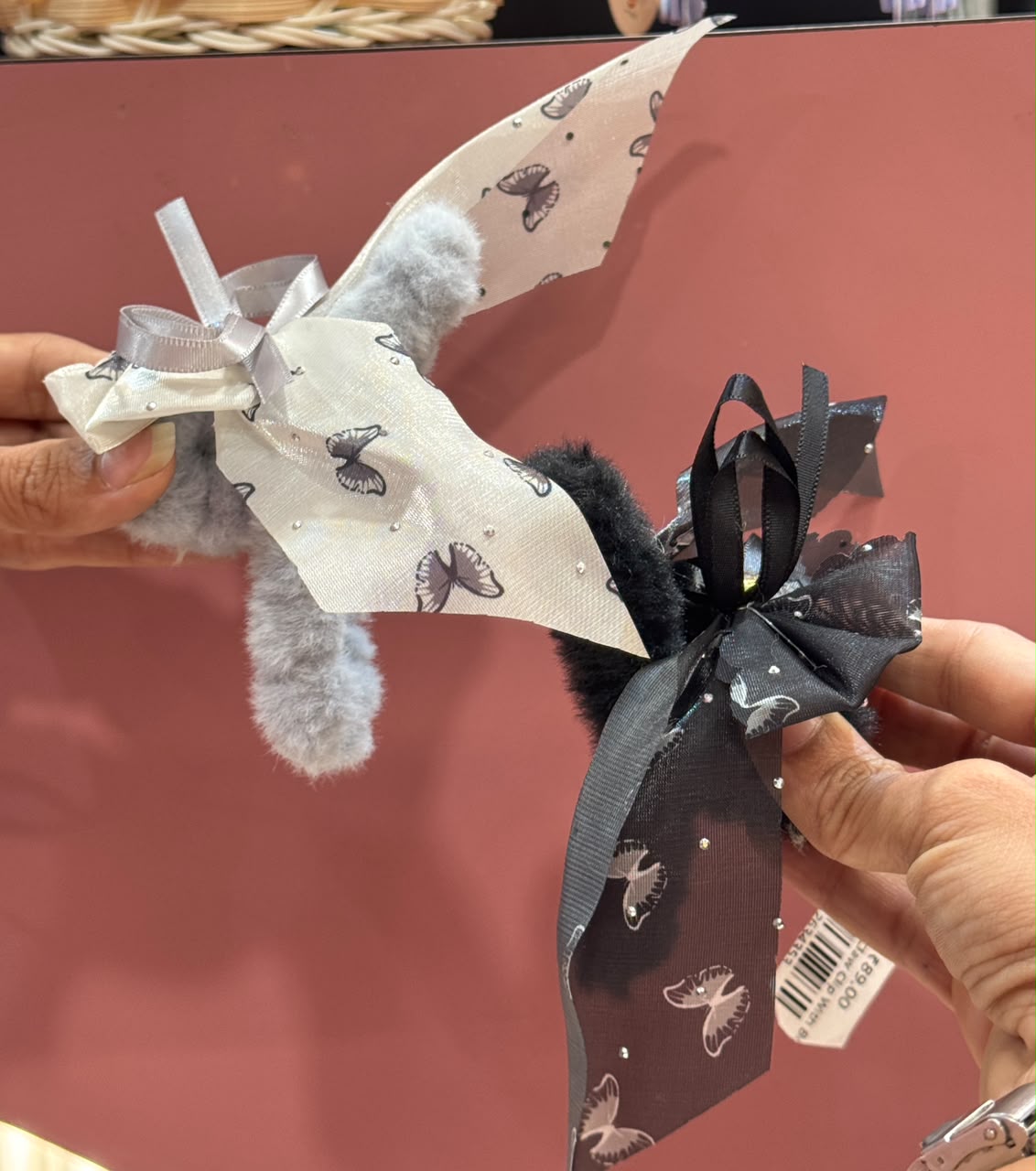 Furry Claw Clip With Bow
