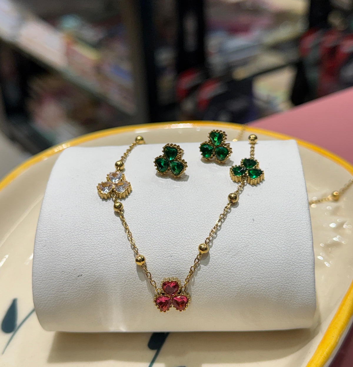 Multicolor 3 Heart Necklace Set