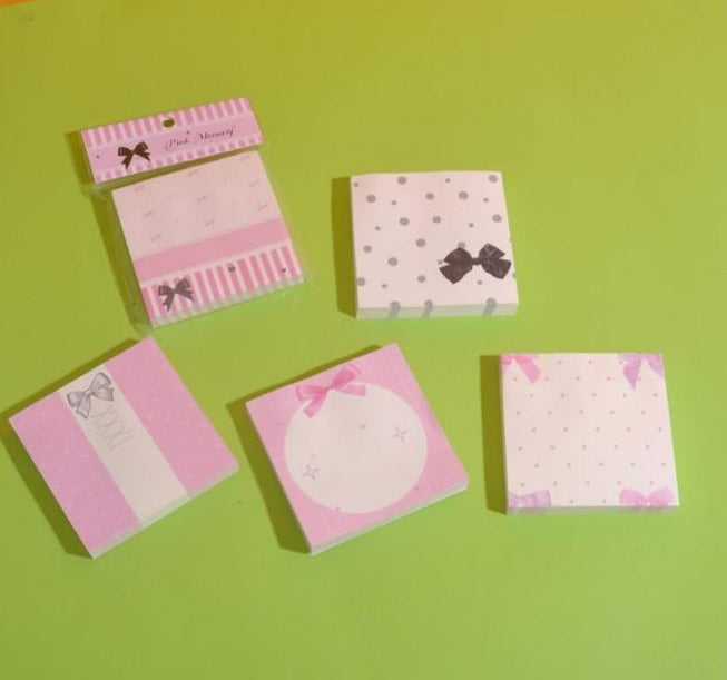 Cute Bow Print Sticky Notes