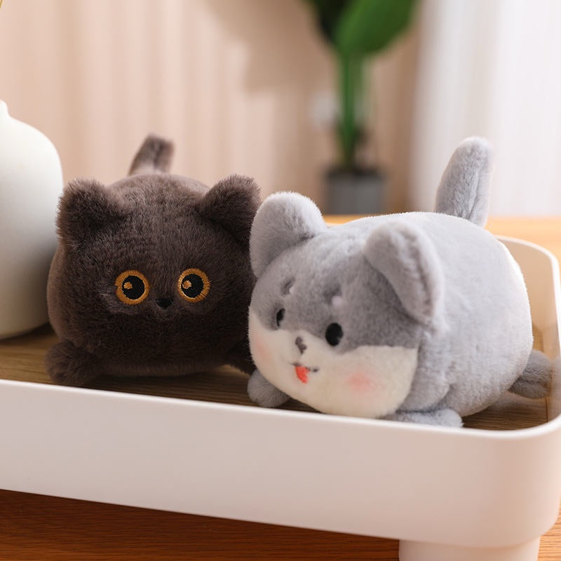 Wiggling tail soft toy keychain